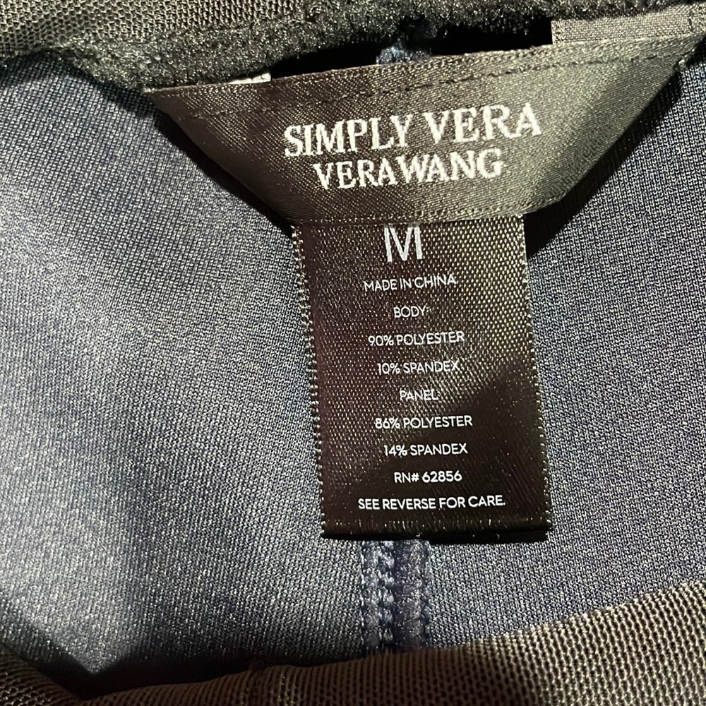 Vera wang skinny velvety pants